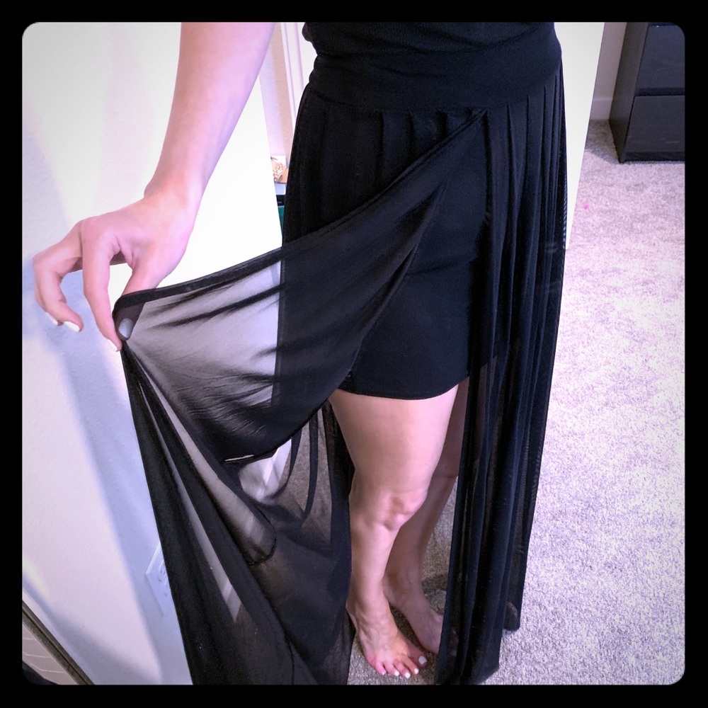 Black mini skirt with sheer black overlay - Picture 2 of 6